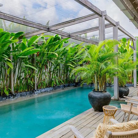 Mundaka Villa By Betterplace Canggu Exteriör bild