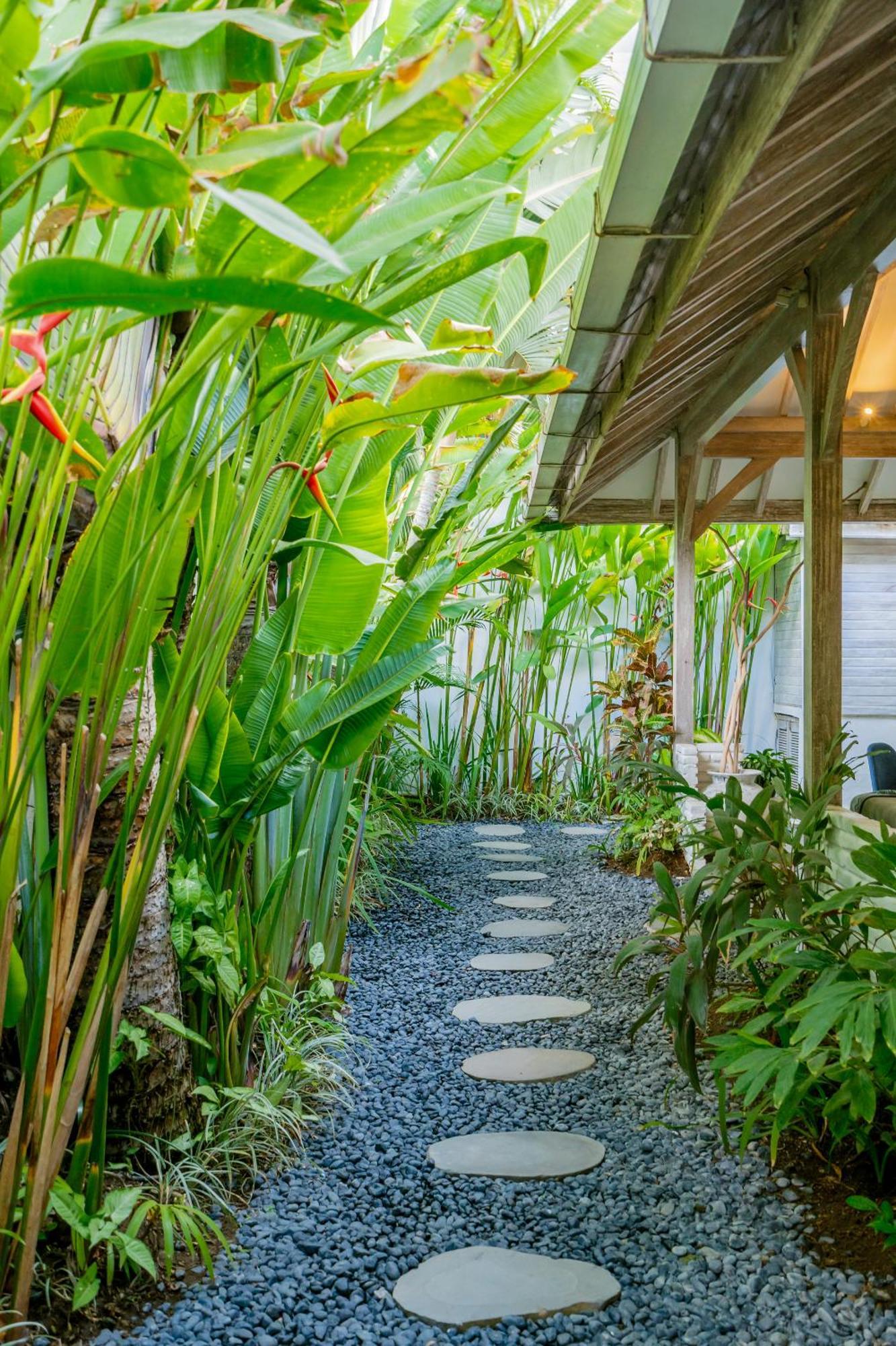 Mundaka Villa By Betterplace Canggu Exteriör bild