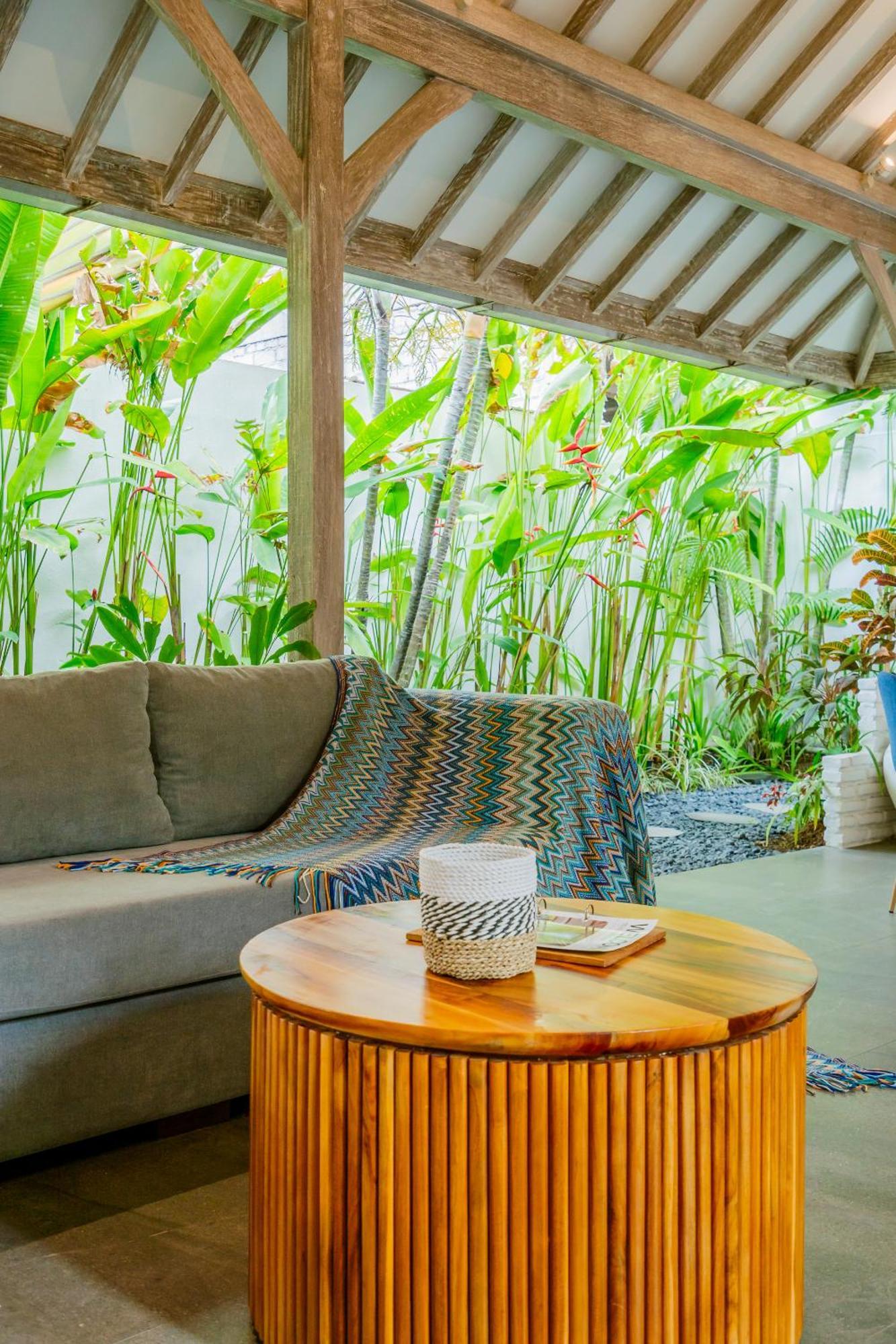 Mundaka Villa By Betterplace Canggu Exteriör bild
